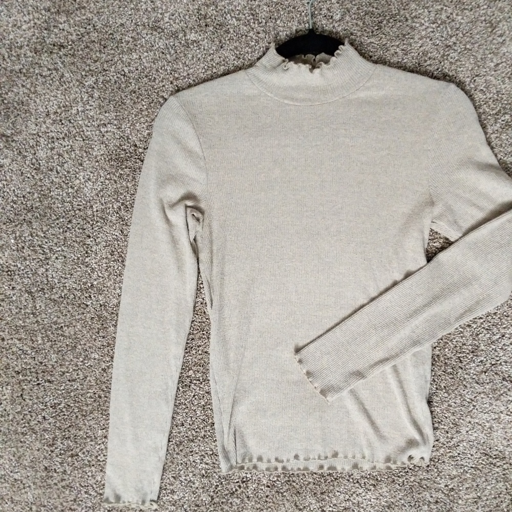 Topshop ruffled tutrleneck